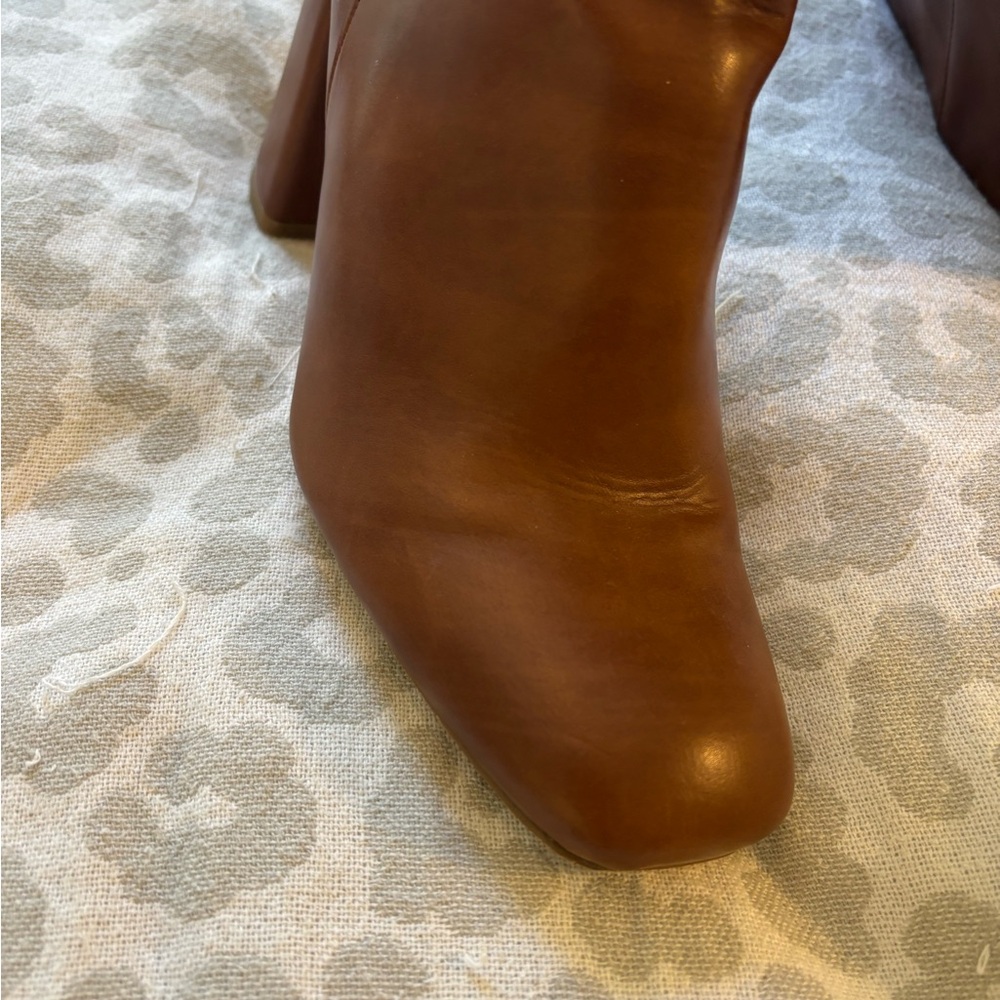 William Knee High Boot - Picture 3 of 8